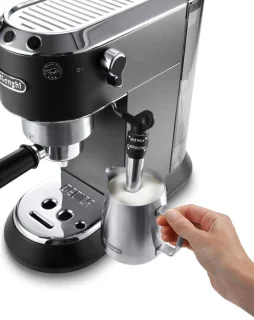 De'Longhi Dedica Style EC685.BK Pistonmachine Black