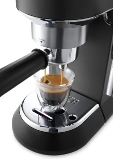 De'Longhi Dedica Style EC685.BK Pistonmachine Black