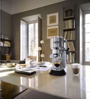 De'Longhi Dedica Style EC685.M Pistonmachine Metal