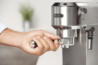 De'Longhi Dedica Style EC685.M Pistonmachine Metal