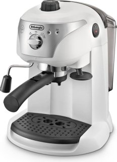 Compacte, stijlvolle espresso voor thuis — de DeLonghi EC 221W
