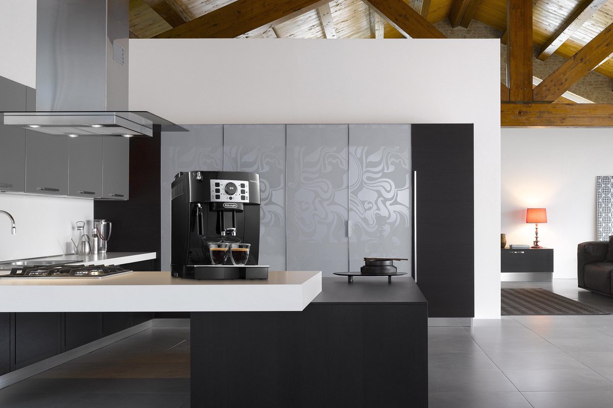 De'Longhi Magnifica S ECAM20.110.B Volautomatische espressomachine zwart