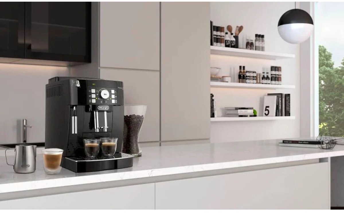 DeLonghi Magnifica S Espressomachine
