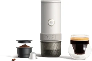 Draagbare elektrische espressomachine met zelfverwarming
