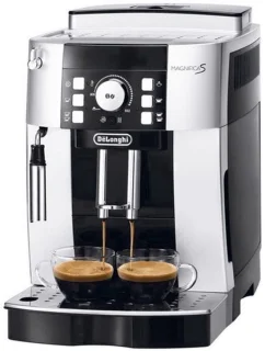 Espressomachine met melkopschuimer