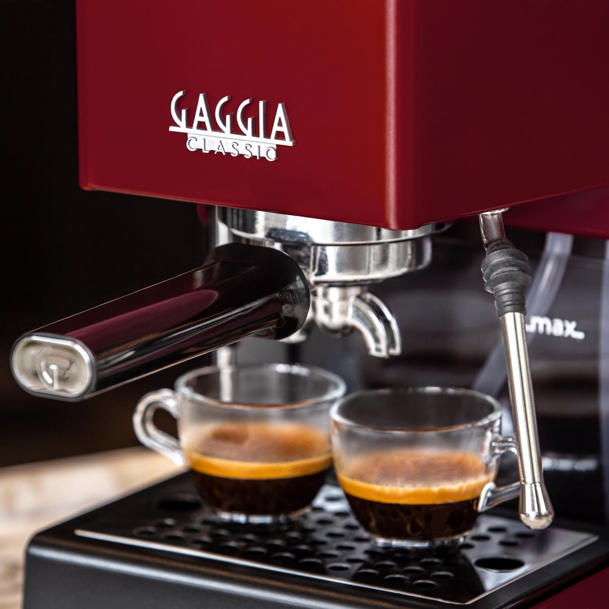 Wat vinden we goed aan de Gaggia Classic E24 Cherry Red espressomachine