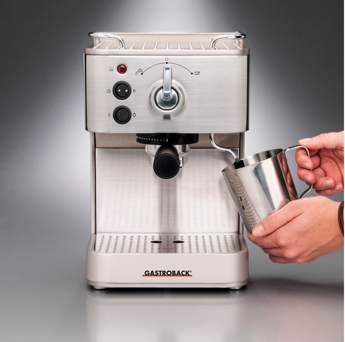 Wat vinden we goed aan de Gastroback Design Espresso Plus 42606 Pistonmachine