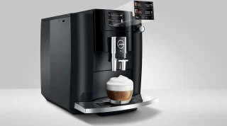 Jura E6 espressomachine Piano Black