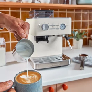 KitchenAid Espressomachine met Koffiemolen Porcelain White