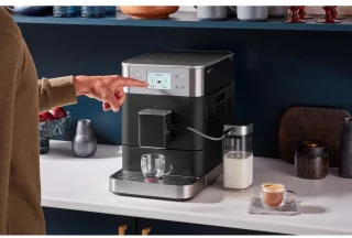 KitchenAid KF7 Volautomatische Espressomachine Vulkaanzwart