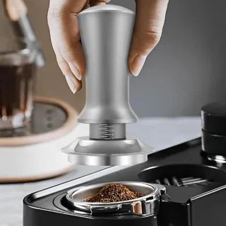 Koffie Sabotage koffie tamper 53 mm zilver