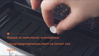 Krups EA8150 Volautomatische espressomachine Zwart