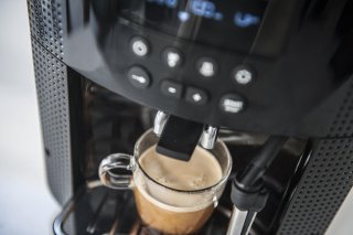 Krups EA8150 Volautomatische espressomachine Zwart