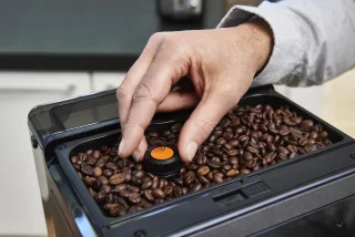 Krups Evidence One EA895N espressomachine