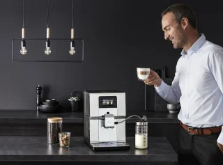 Krups Intuition Preference+ EA875E espressomachine Chrome