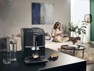 Siemens EQ300 TF301E19 Volautomaat espressomachine zwart