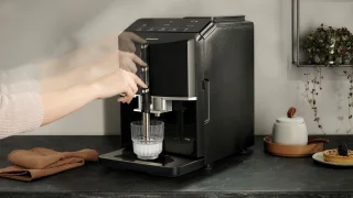 Siemens EQ300 TF301E19 Volautomaat espressomachine zwart