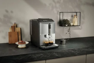 Siemens EQ300 TF303E07 espressomachine RVS