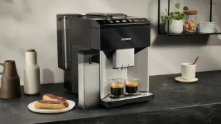 Siemens EQ500 TQ513R01 espressomachine licht zilver