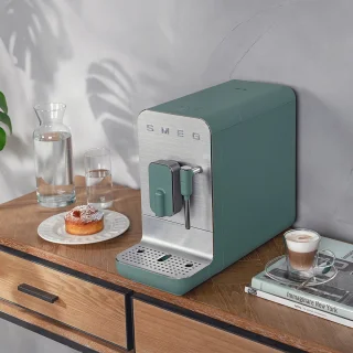 SMEG BCC02EGMEU Espressomachine Emerald Green