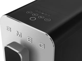 SMEG BCC11BLMEU Espressomachine Mat Zwart