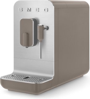 Wat vinden we goed aan de SMEG BCC12TPMEU Espressomachine Mat Taupe