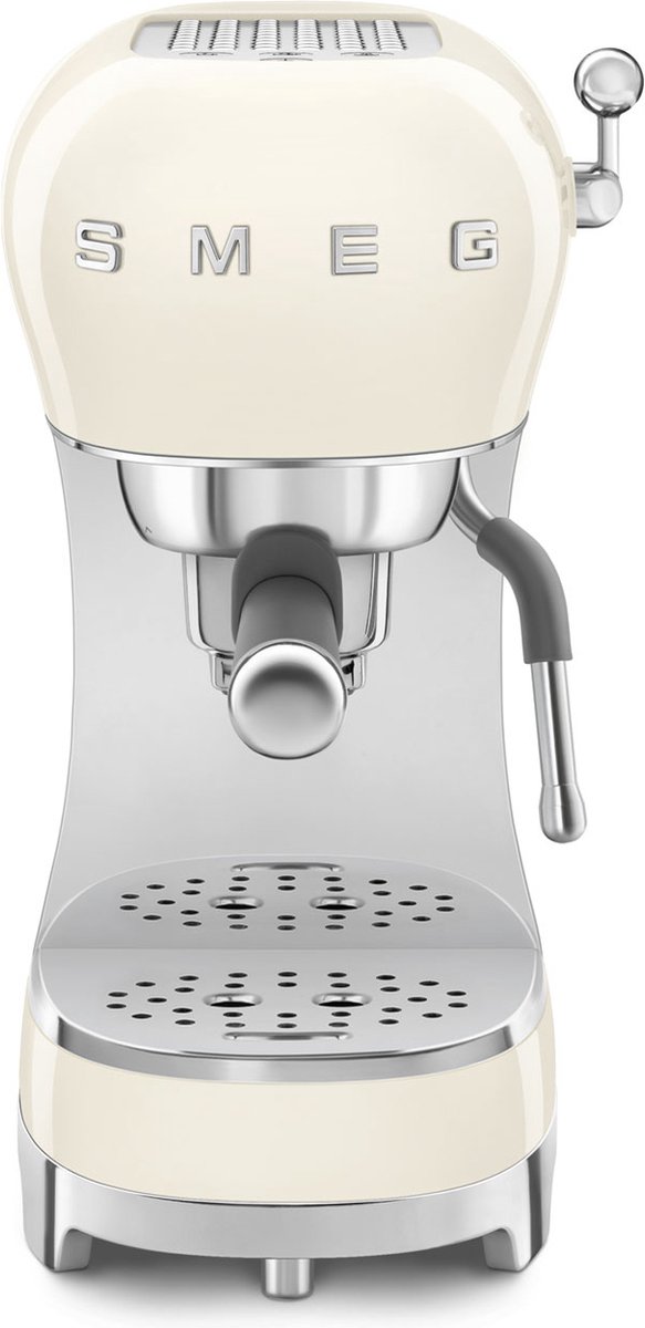 De SMEG ECF02CREU espressomachine crème in één oogopslag