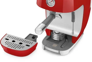 SMEG ECF03RDEU Handmatige espressomachine Rood