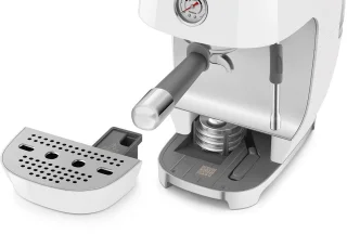 SMEG ECF03WHEU Handmatige espressomachine