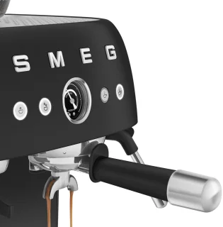 SMEG EGF03BLMEU Espressomachine Mat Zwart