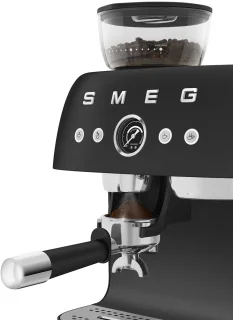 SMEG EGF03BLMEU Espressomachine Mat Zwart