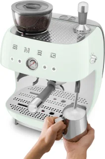 SMEG EGF03PGEU Espressomachine Watergroen