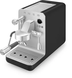 SMEG EMC02BLMEU Espressomachine Minipro Mat Zwart