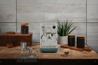 SMEG EMC02EGMEU Espressomachine Minipro Emerald Green