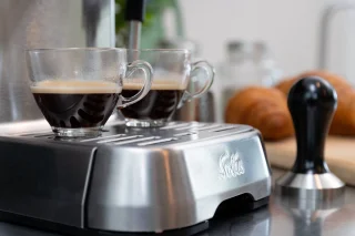Solis Barista Perfetta Plus 1170 Pistonmachine & Scala Zero Static 1662 Koffiemolen Zilver