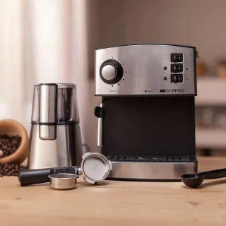 Zilveren espressomachine