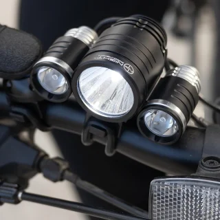4 stuks - Fietskoplamp en achterlicht - Siliconen bandjes - Dashcam - Veilige rubberen band - Koplamp rubberen band met S-gesp - Fietslamp siliconen band - Vervanging fietslampband