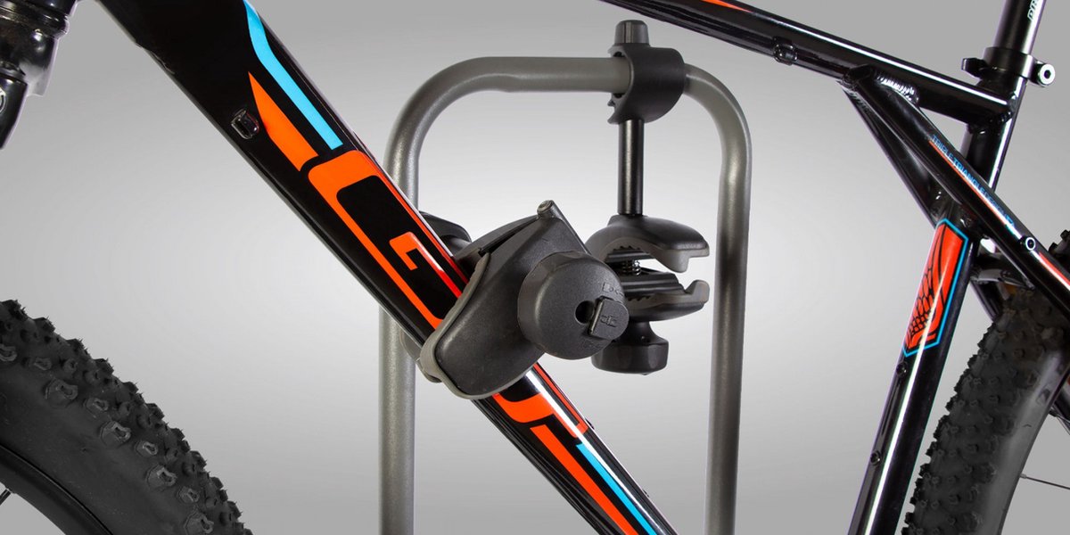 E-Hornet fietsendrager 2 fietsen 13-pins aansluiting