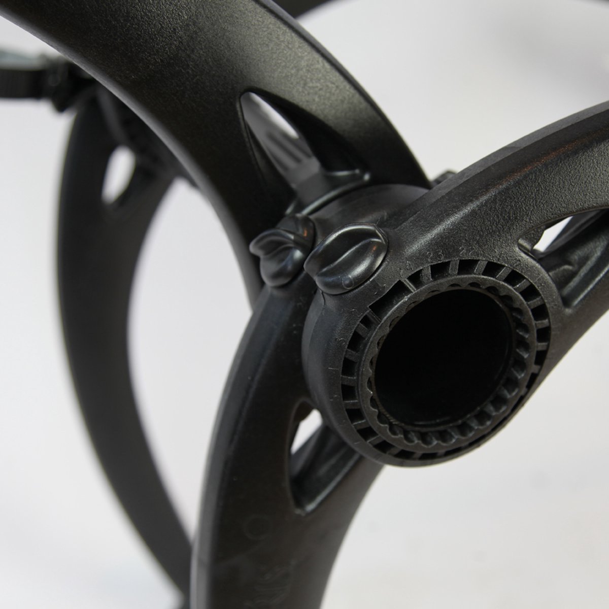 Saris Bones 3 Fietsendrager Aluminium Zwart