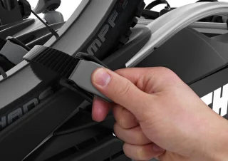 Thule VeloCompact 13-pin fietsendrager 3(4) bikes Black/Aluminum