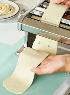 Professionele Pastamachine – RVS – Handmatig – Met Instelbare Dikte