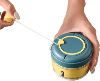 Keukenmachine Knoflookhakker - Uiensnijder Food Crusher - Snel Ingrediënten Snijden - Dubbele Helikopter Bladen