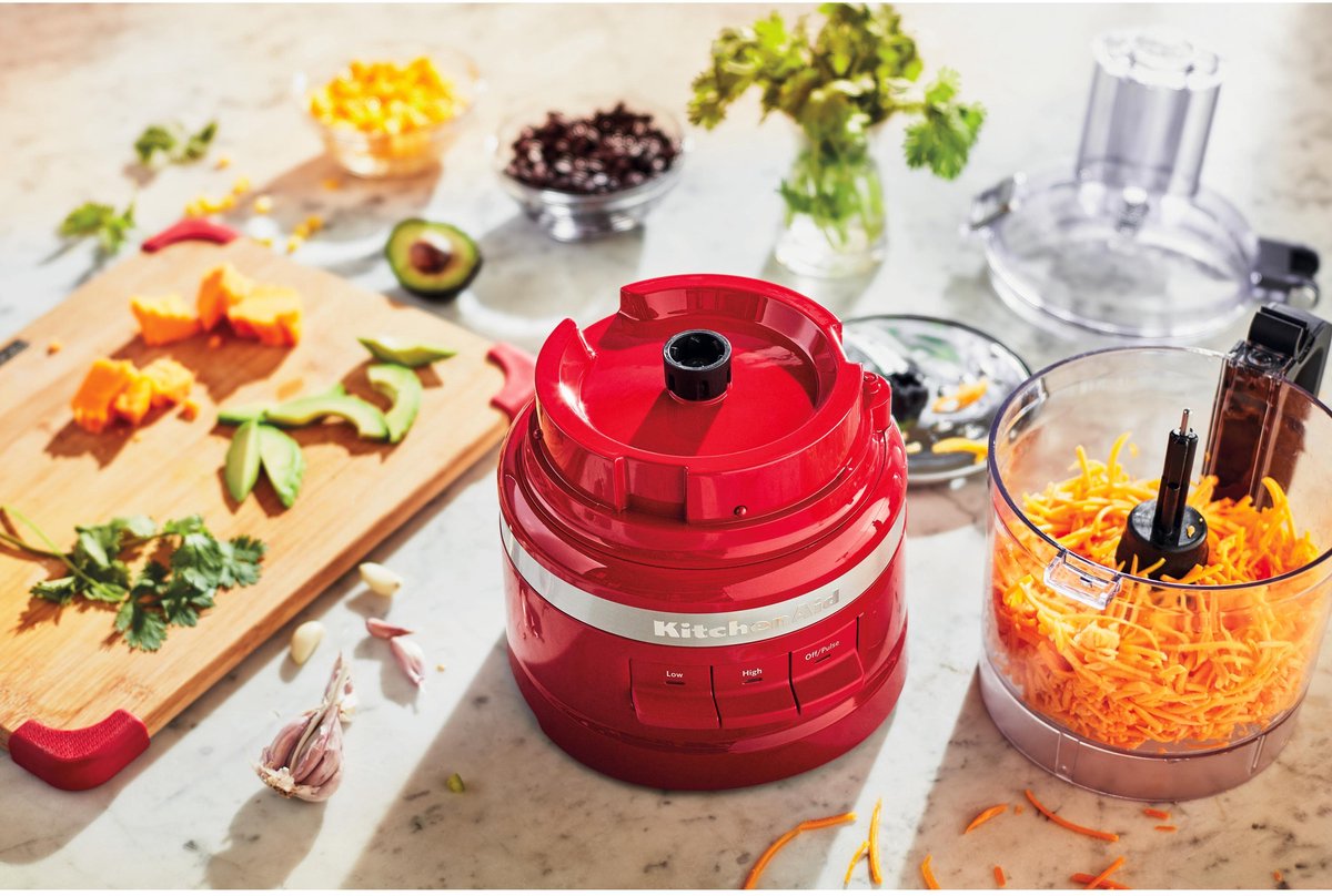 Wat vinden we goed aan de Kitchenaid Foodprocessor 1,7L Rood