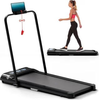 Treadmill for home: This treadmill features a powerful 2.25 hp motor, which provides a smooth and efficient training experience. Ideal for home use, this flat treadmill is designed with 5 layers of anti-slip padding for added safety and stability.