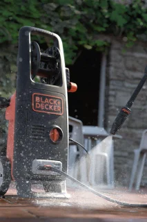 BLACK+DECKER Hogedrukreiniger BXPW2000PE - 140 Bar - 2000 Watt - 440 l/u - Verrijdbaar