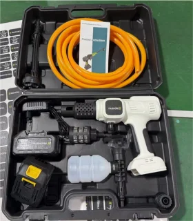Truskore Hogedrukreiniger - Draadloze Hogedrukreiniger - Hogedrukspuit Auto & Terras - 2x 1500 mAh Accu - Met Opbergkoffer - Compact & Krachtig