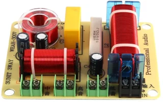 De Allecto 3-weg speaker frequentiedeler in één oogopslag