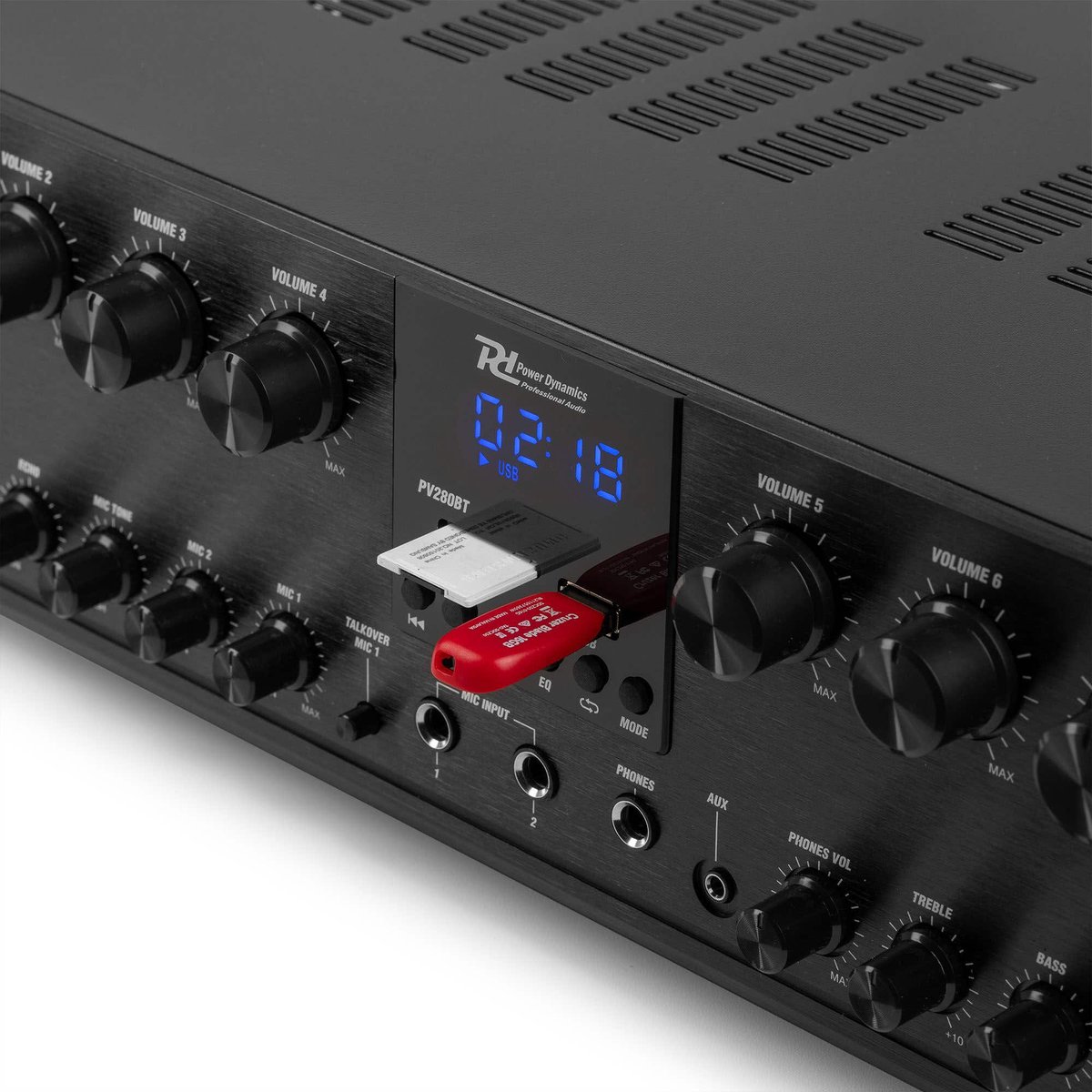 Power Dynamics multiroom 8-zone versterker met 16 speakers en DAB tuner