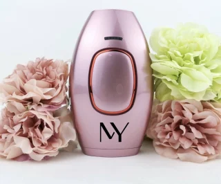 IPL Ontharingsapparaat - Lichtontharing - Hair Removal - Haar Verwijderaar - Ontharingslaser - |Epilator - 300.000 flitsen | RTL Lekker in je vel