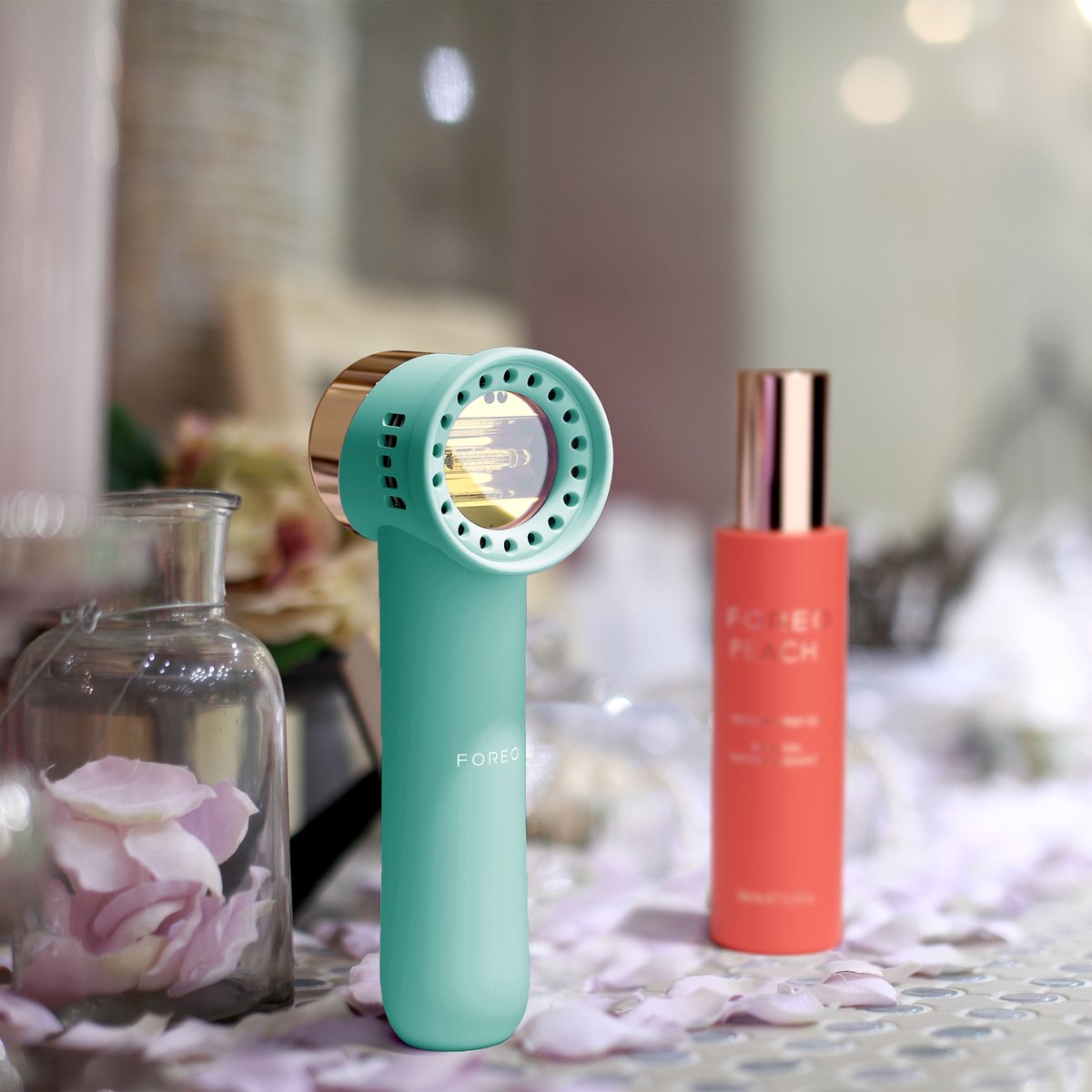 FOREO PEACH 2 go IPL-apparaat Arctic Blue
